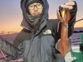 冬のイカメタル！（スタッフ釣行）